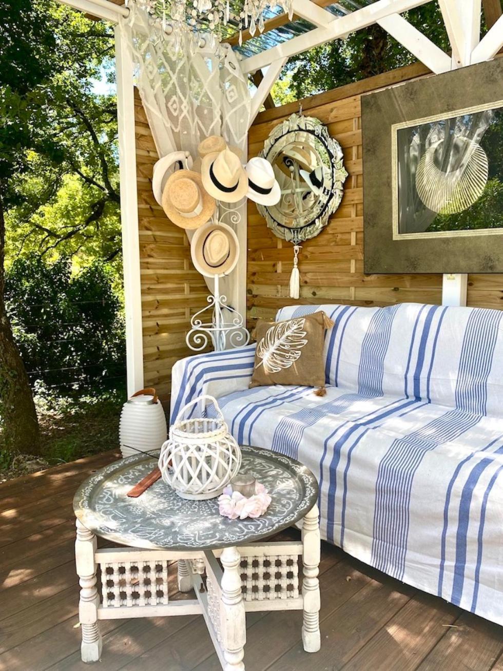 La Vie Est Belle En Provence Bed and Breakfast Tourves Exteriör bild